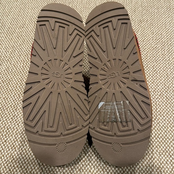 UGG  Tazz Suede Mule Slippers - Picture 7 of 16